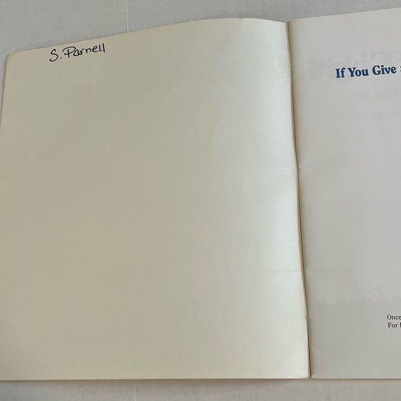 If you give a pig a pancake- big book - Picture 2 of 7